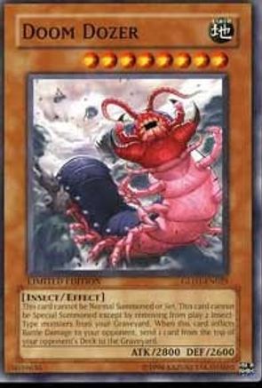 Doom Dozer [GLD1-EN025] Common - Yu-Gi-Oh! - Card Brawlers | Quebec | Canada |