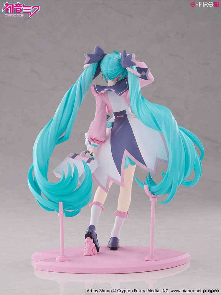 Kids Logic - Hatsune Miku New School Term Figure - (PREORDER) August 15, 2027
