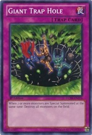 Giant Trap Hole [LCJW-EN276] Common - Yu-Gi-Oh! - Card Brawlers | Quebec | Canada |
