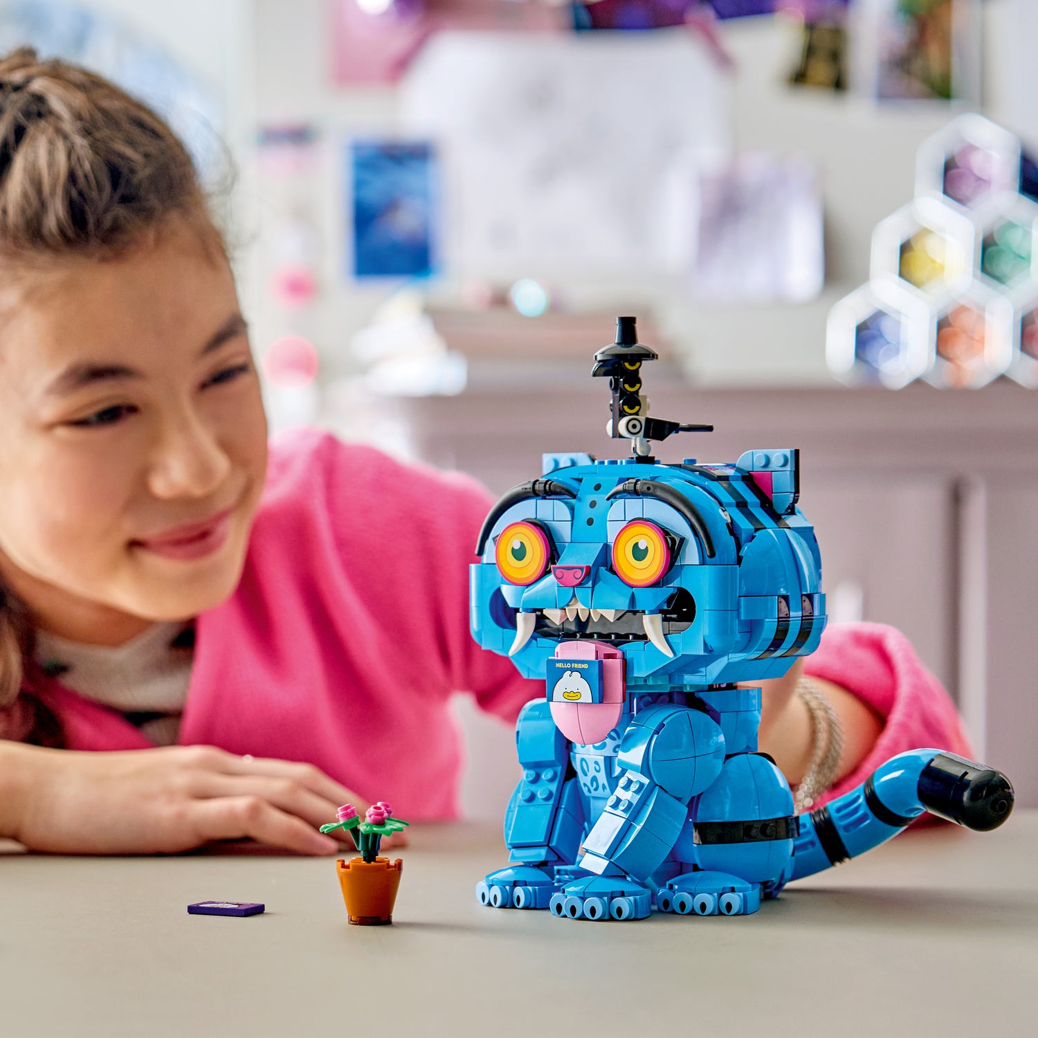 LEGO - KPop Demon Hunters - Derpy Tiger and Sussie Bird - Building Kit - 72537