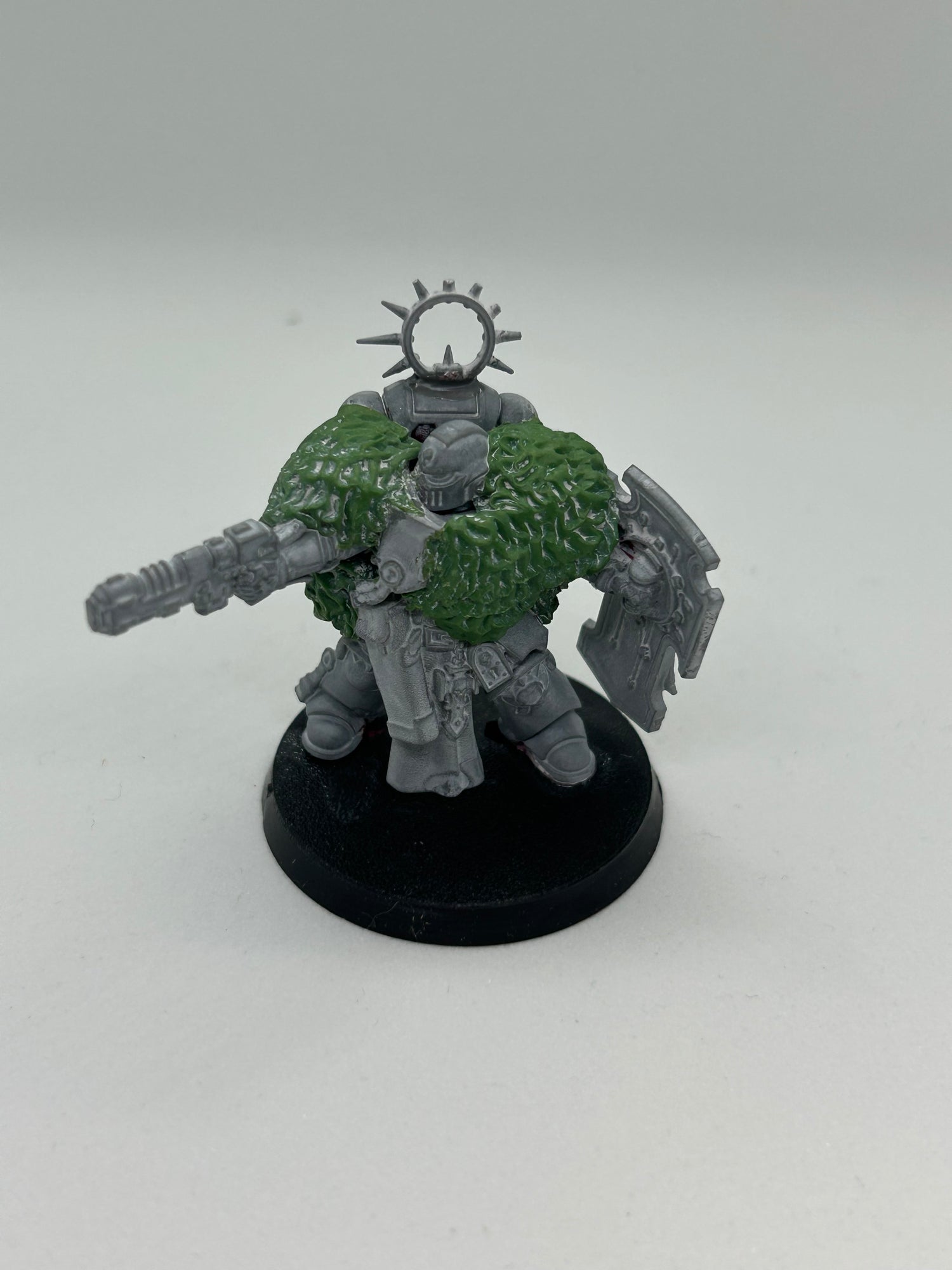 Lieutenant with Storm Shield (USED) - Games Workshop - Card Brawlers | Quebec | Canada |